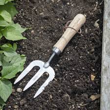 bkAfricaZim Product: Short garden fork